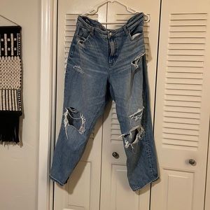 American Eagle mom jeans